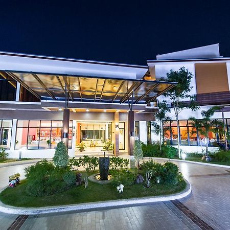 Mamaison Hotel Buriram Buitenkant foto