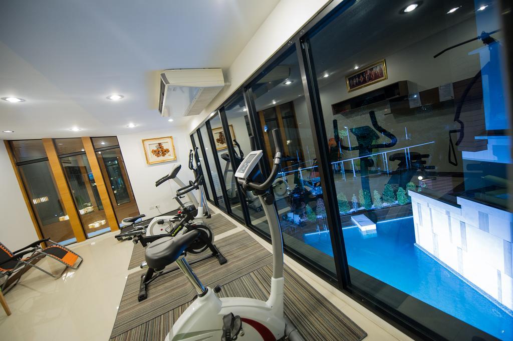 Mamaison Hotel Buriram Buitenkant foto