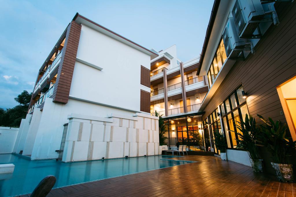 Mamaison Hotel Buriram Buitenkant foto