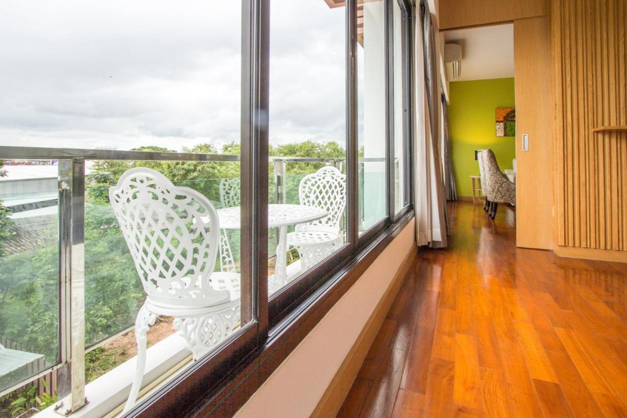 Mamaison Hotel Buriram Buitenkant foto